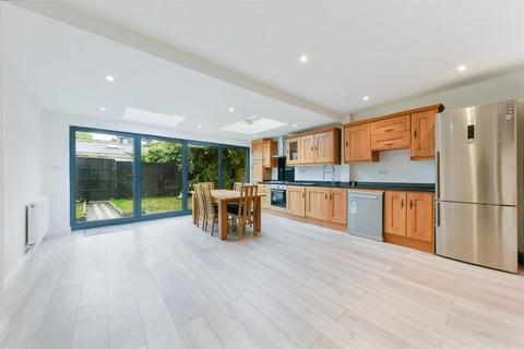 4 bedroom end of terrace house for sale, Nelson Road, Wimbledon SW19