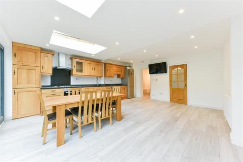 4 bedroom end of terrace house for sale, Nelson Road, Wimbledon SW19