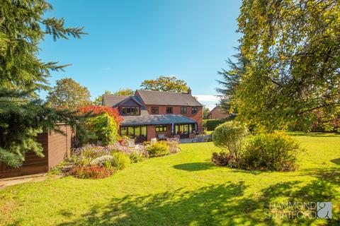5 bedroom detached house for sale, The Loke, Cringleford