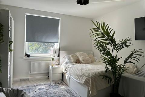 2 bedroom flat to rent, Dyke Road, Brighton BN1