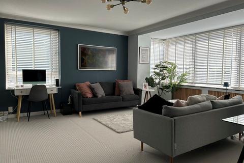 2 bedroom flat to rent, Dyke Road, Brighton BN1
