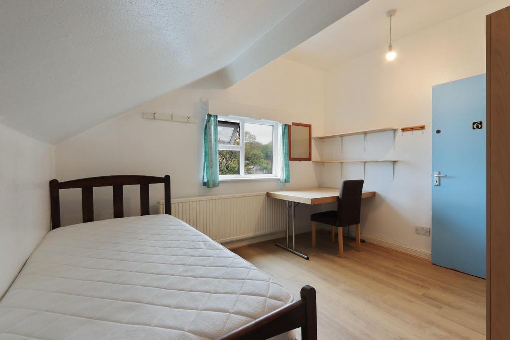 Bedroom 5