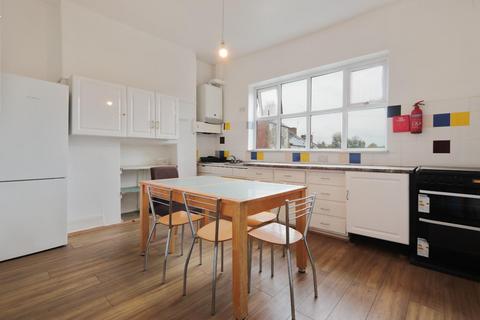 5 bedroom end of terrace house for sale, Glossop Road, Broomhall, Sheffield