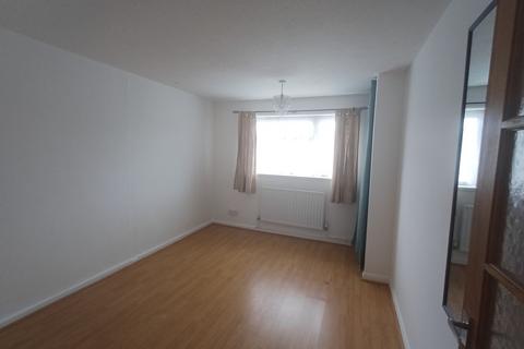 1 bedroom flat to rent, St.Chads Walk South, Grimsby, DN37