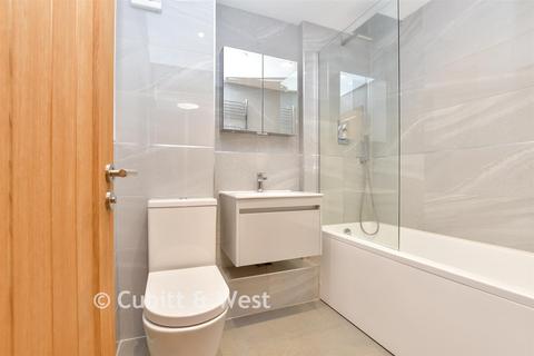 undefined, Bucklers Way, Carshalton SM5
