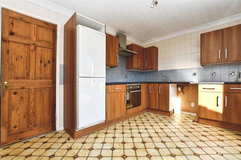 2 bedroom semi-detached house for sale, Fossdale Close, Hull