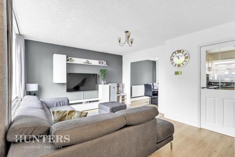 18 Swallow Street, Oldham, OL8 4LD