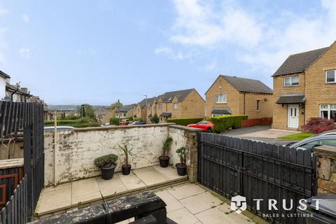 4 bedroom detached house for sale, Halifax Road, Scholes, BD19