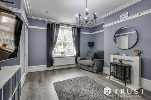 4 bedroom detached house for sale, Halifax Road, Scholes, BD19