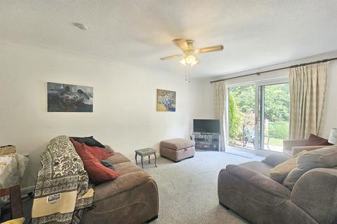 undefined, Spring Meadows, Midhurst, GU29