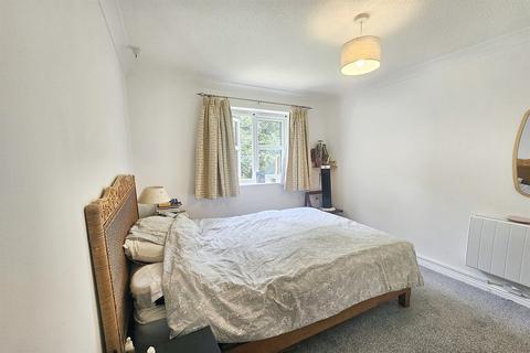undefined, Spring Meadows, Midhurst, GU29
