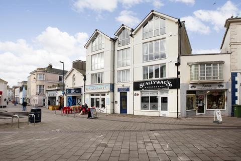 undefined, Little Triangle, Fountain Court, TQ14