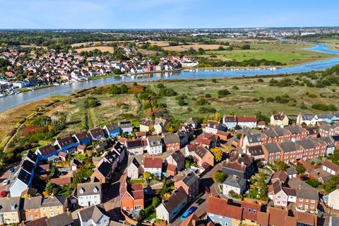 3 bedroom end of terrace house for sale, Merediths Close, Wivenhoe, Colchester, CO7