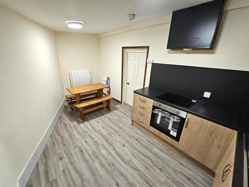 Dining room.jpg