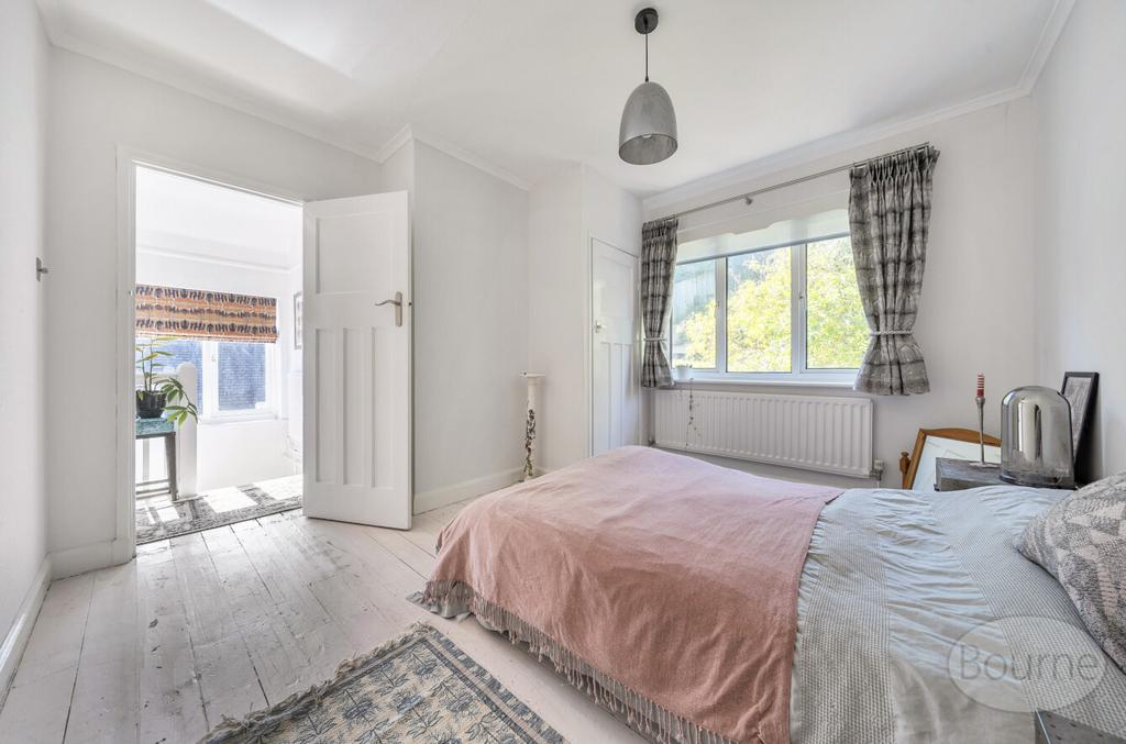 2ae6db28-317f-468...