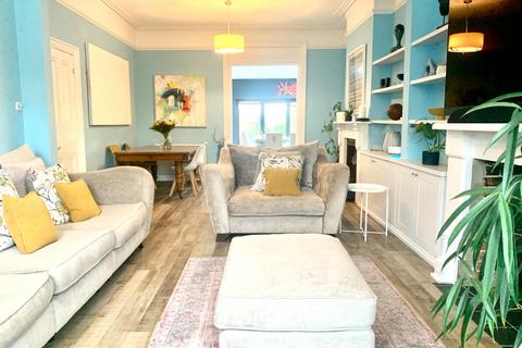 5 bedroom semi-detached house to rent, HIGHFIELD, SO17
