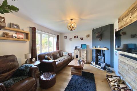 3 bedroom semi-detached house for sale, 16B Low Street