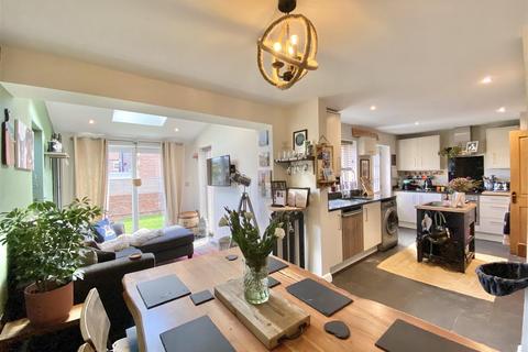 3 bedroom semi-detached house for sale, 16B Low Street