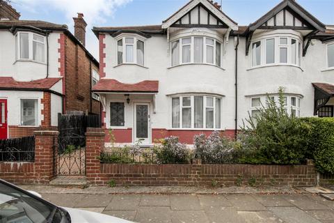 3 bedroom semi-detached house for sale, Cyprus Gardens, N3
