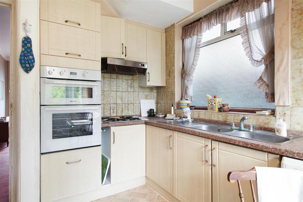 8,Cyprus Gardens, Finchley, - MYd BLh Hyyae SCQt Q7 Twh