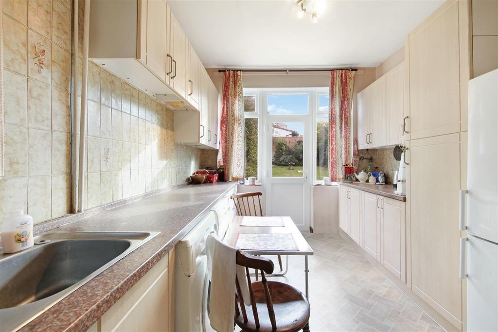 8,Cyprus Gardens, Finchley, - TXDy Q0x Rv N8 Wi Rn0wc2 B