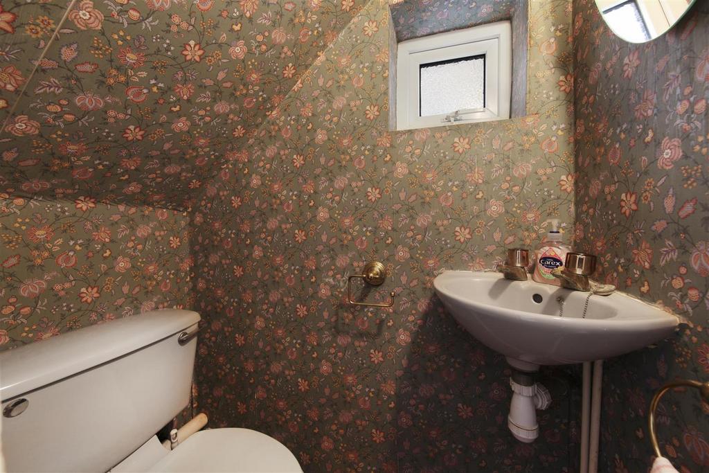 8,Cyprus Gardens, Finchley, - Cu STW1 Vf XMum Qe E5 Jx Ix