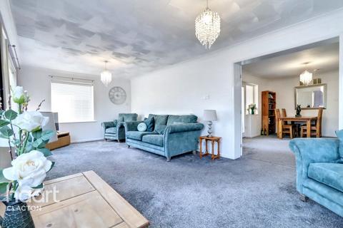 3 bedroom detached bungalow for sale, Gatefield Close, Walton On The Naze