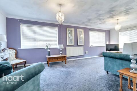 3 bedroom detached bungalow for sale, Gatefield Close, Walton On The Naze