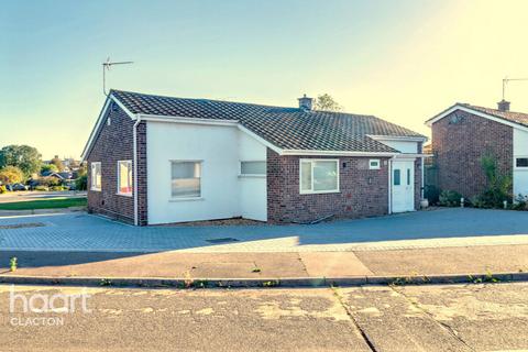 3 bedroom detached bungalow for sale, Gatefield Close, Walton On The Naze