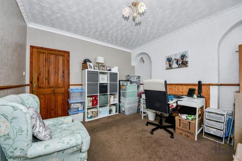 undefined, Dudley DY3