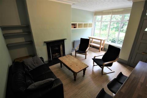 undefined, Knowle Avenue, Burley, Leeds, LS4 2PQ