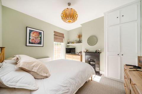 1 bedroom flat for sale, Dryden Road, London SW19
