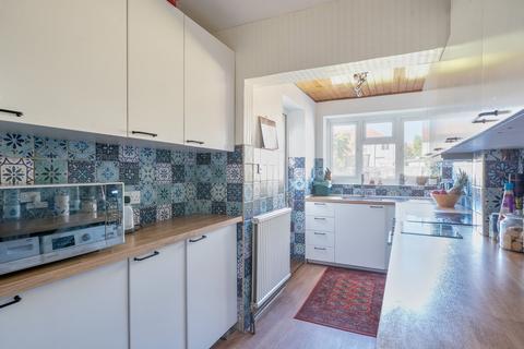 31 Brookfield Avenue, Sutton, SM1 3QW