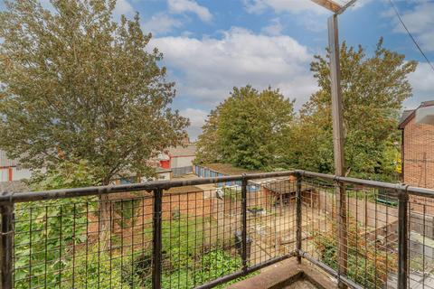 123b Northumberland Park, London, N17 0TL