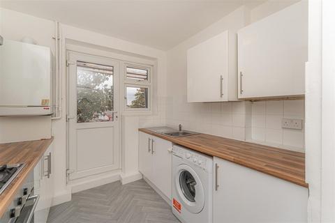 123b Northumberland Park, London, N17 0TL