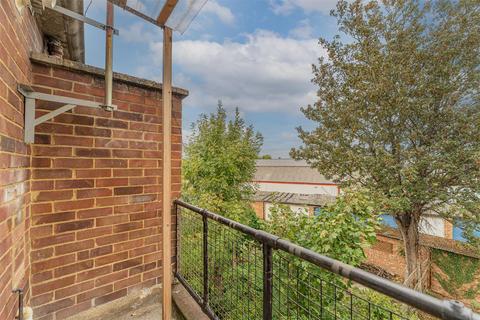 123b Northumberland Park, London, N17 0TL