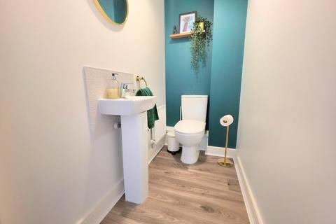 3 bedroom semi-detached house for sale, Down Meadow, Warwickshire CV12