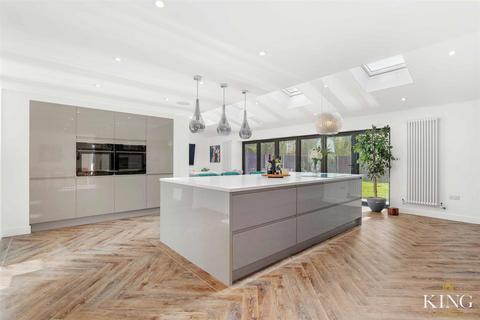 5 bedroom detached house for sale, Ardens Close, Redditch
