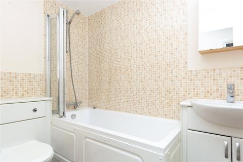 2 bedroom flat for sale, Old Watford Road, Bricket Wood, St. Albans, Hertfordshire