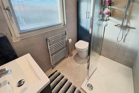undefined, Warneford Road, Cowlersley, West Yorkshire HD4