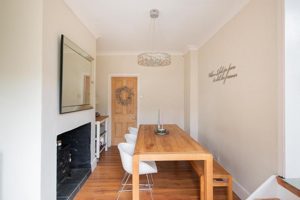 0 C8 RKE - Dining Room B.jpg