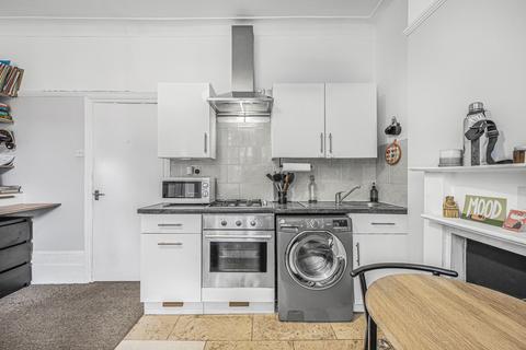 1 bedroom flat for sale, Manor Avenue, London, SE4