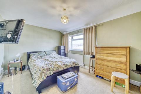 undefined, Franciscan Close, Rushden