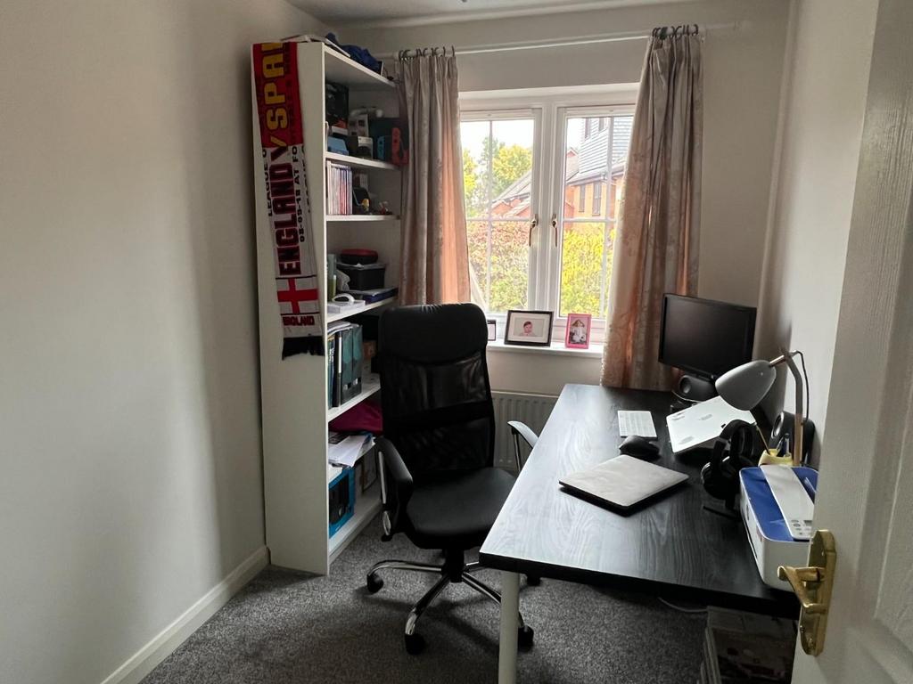 Wolfscote Lane Bedroom3.JPG