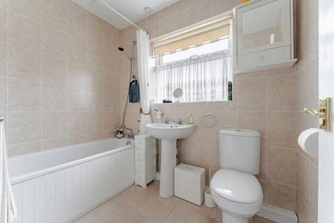 1 Bickley Close, Attleborough, NR17 2NT
