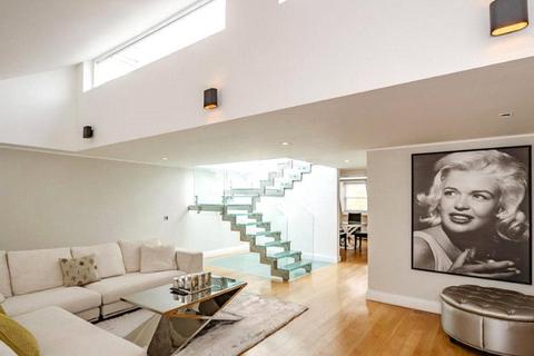 6 bedroom terraced house to rent, Princes Gate, London SW7