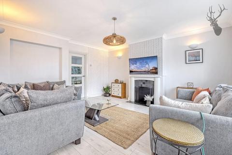 3 bedroom terraced house for sale, Church Hill, Epping