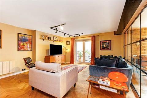 2 bedroom flat for sale, St. Saviours Wharf, 25 Mill Street, London, SE1