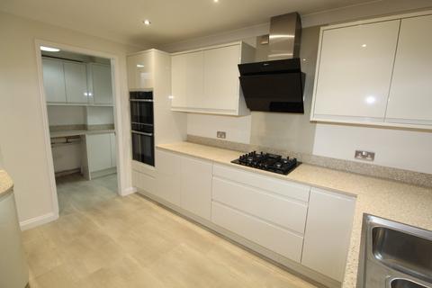 5 bedroom detached house for sale, Maxwell Way, Lutterworth LE17