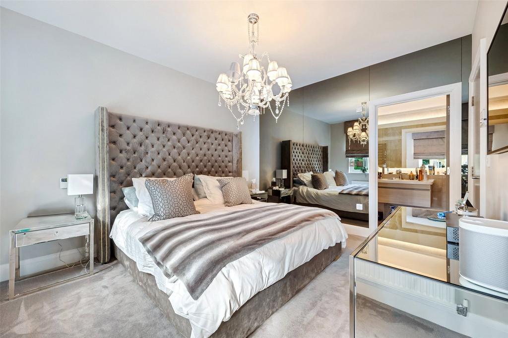 Principal Bedroom